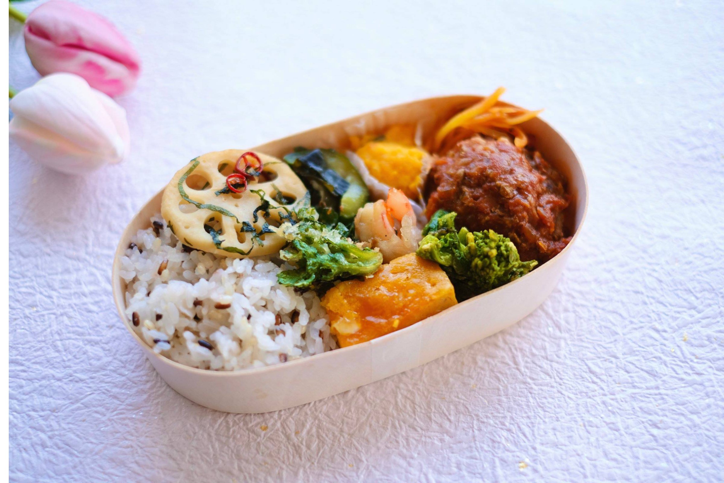 煮込みハンバーグ弁当