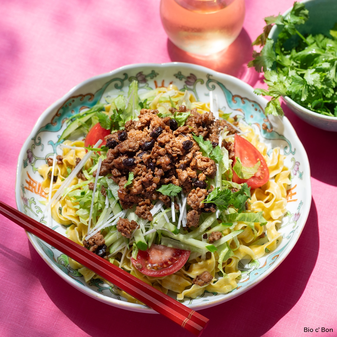 有機三色刀削麺